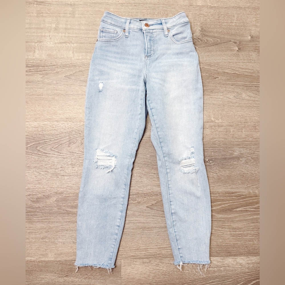 Express Curvy Light Blue Skinny Jeans 2 Short